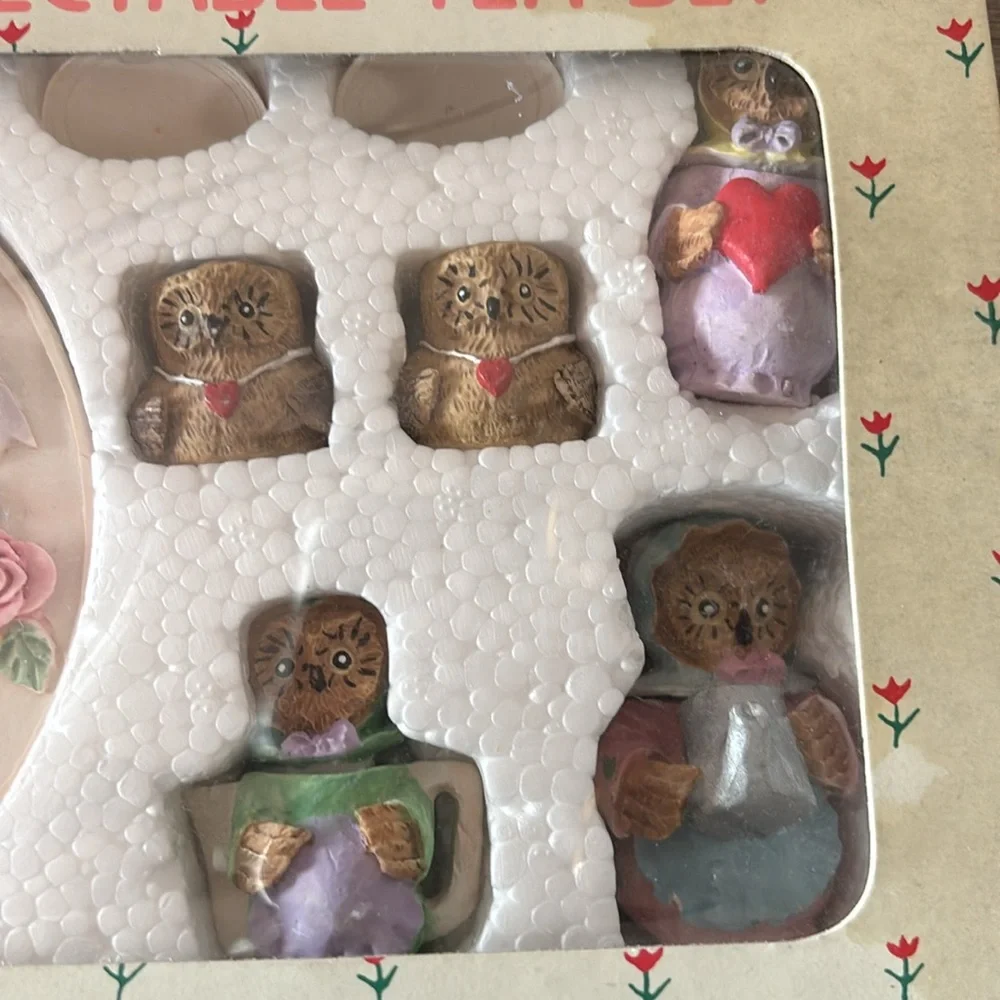 Collectible Teddy Bear Tea Set - Pink and Cream